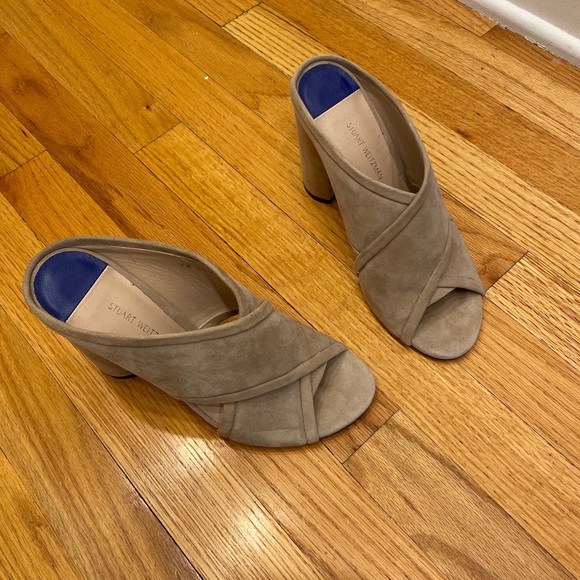 🌹SOLD🌹Stuart Weitzman Sam Nude Suede Heels - Picture 7 of 12